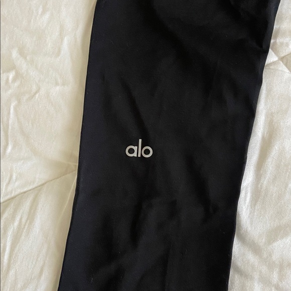 ALO Yoga Black High-Waist Leggings - Picture 3 of 5